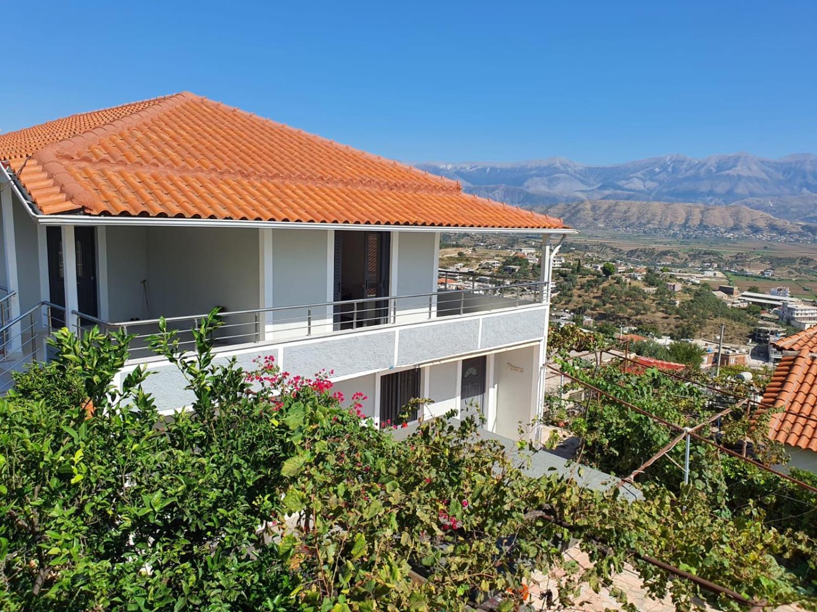 Akeron'S Rooms Sarandë エクステリア 写真